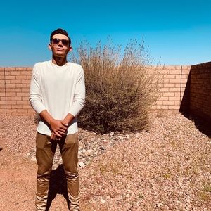 Meet your Posher, Alan